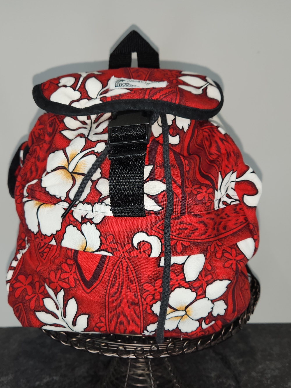 Red Floral Drawstring Backpack with White Hibiscus Print - Women